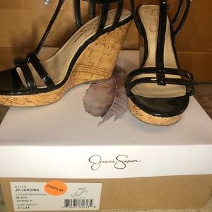 Jessica Simpson- Jardina